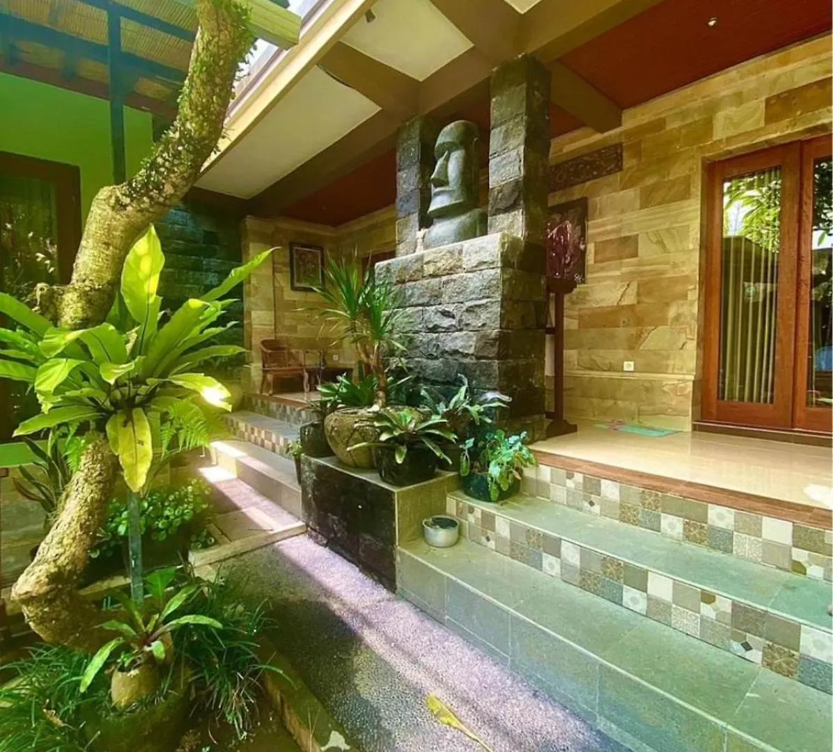 Togog Polos Homestay Ubud Near Ubud Center